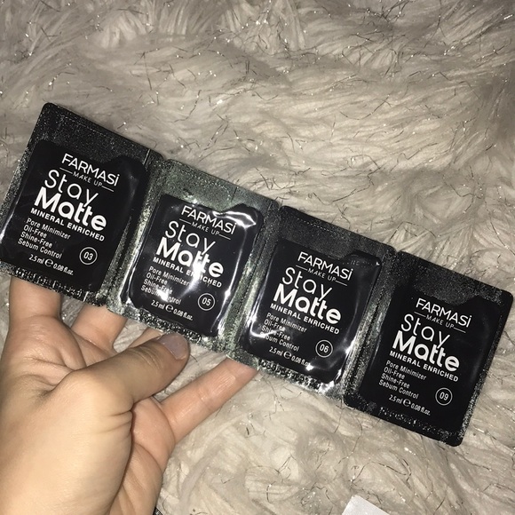 Farmasi Sample Pack - Picture 2 of 6